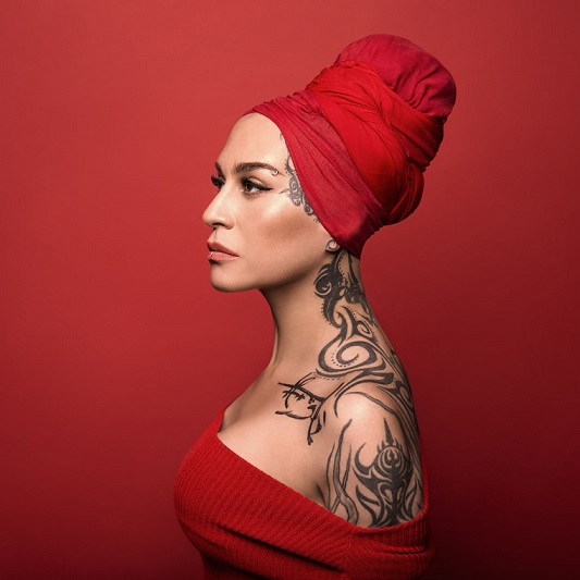 Наргиз Закирова