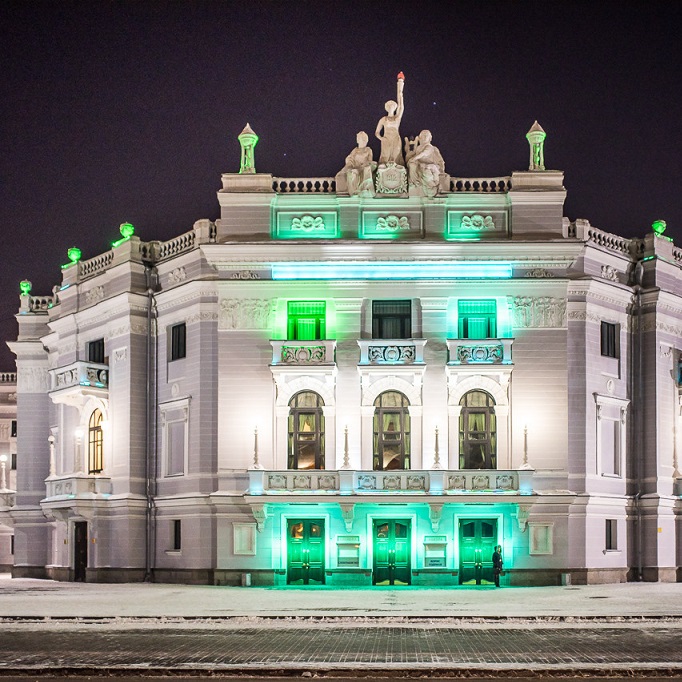 Стадион-проведения событий Екатеринбургский театр оперы и балета
