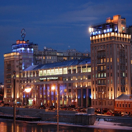 Стадион-проведения событий Театр Эстрады