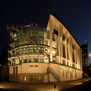 Стадион-проведения событий Мастерская П.Фоменко