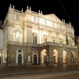 Стадион-проведения событий Ла Скала (Teatro alla Scala)