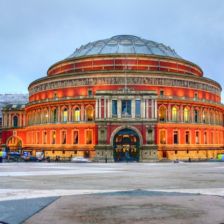 Стадион-проведения событий Альберт-холл (Royal Albert Hall)
