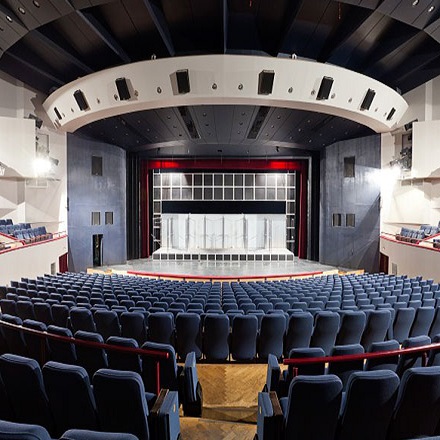 Стадион-проведения событий Основная сцена Московского академического театра сатиры